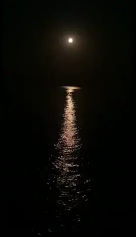 #εγωγεννηθηκαστακυματα #sambanis #fyp #foryou #foryoupage #tiktok #moon #rhodesislan #rodos #moonlight #olh.h.zwh.mou.sunaisthhmata #ixiarodos #greece