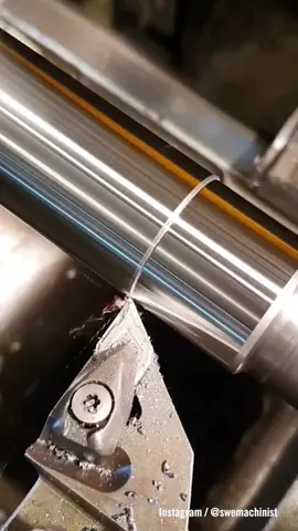 #engineering A great finishing pass on a metal   🎥 swemachinist / Instagram