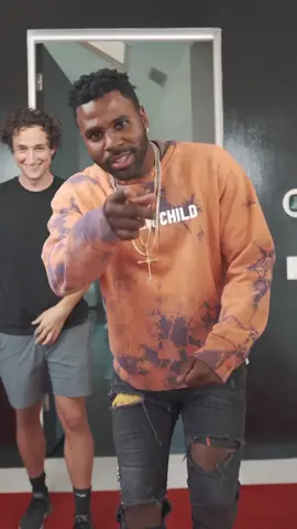 How to make it look like you are hanging with Lebron James! Ft. @jasonderulo
