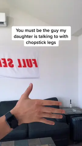 Do girls like guys with small legs?