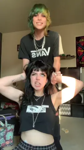 @trexwithnoarmsorlegs