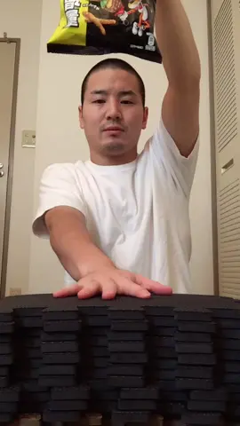 A man who does not feel pain Junya 痛みを感じない男じゅんや