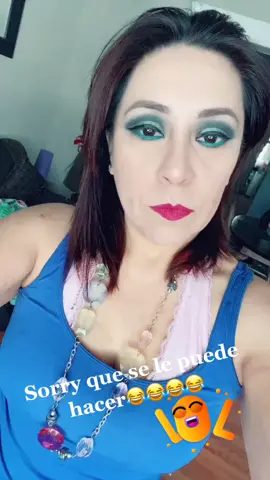 Ni modo pobresitos jajj😂😂😂@pattypats7 @daragomez @nadiaamaliamakeup