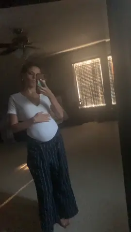 my food baby has arrived  #foodbaby #bloatingisnormal #bloatinghurts #bloatedstomach