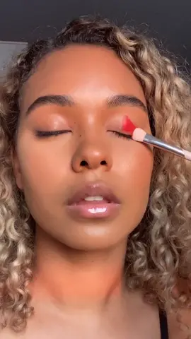 #LearnOnTikTok #TikTokBeauty #makeuphacks #makeupvideos
