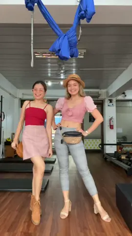 Mine is kinda weird 😂 #fyp #blindfoldoutfitchallenge #fashion #fyp #xyzbca