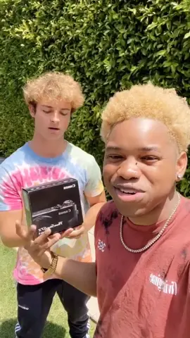 I WON A NEW CAMERA 😱🤩 #fyp #foryou #tiktok #music #singing #bangenergy @bangenergy @bangenergy.ceo