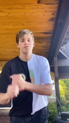 2020 renegade 😂 dc - @noahschnapp