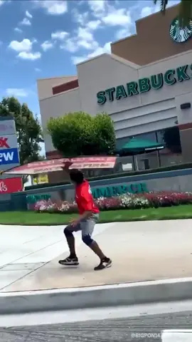 He drove by the greatest sign flipper of all time. 😂 (via BigPon14/Twitter)
