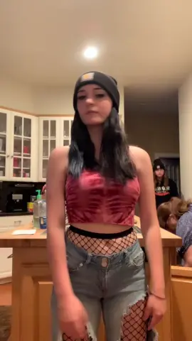 😜