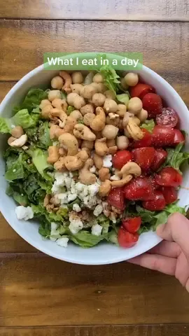 What I eat in a day! My motto is always “real foods that make your body feel good!” #tiktokpartner #LearnOnTikTok #whatieatinaday #healthyfoodie