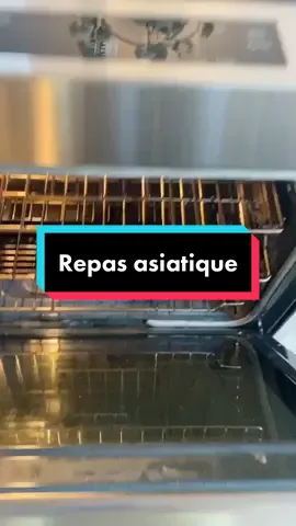 Voyager à travers les repas #justedesjokes #joke #SoAwkward #EasyMeal #tiktokcanada #tiktokquebec #tiktokfrance #fyp