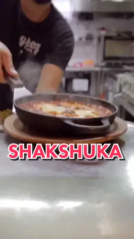 Shakshuka #easymeal #shakshukatime #shakshuka #israelifood #jewishfood #loveeggs #quickmealidea #chefcooking #chefcook #poached_eggs_method