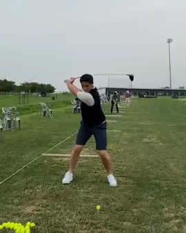 Clean 👏 #golf #golfer #golfvideos #golftime #golfswing #golftraining #golf7 #golfersdoingthings