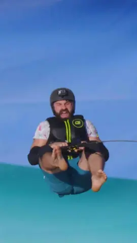 Juuuuust overshot it 😂 #cannonball #usanetwork #waterchallenge