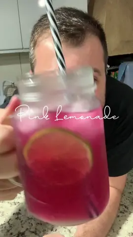 Pink Lemonade 🍹#pinklemonade #drink #limonada #receita #foryou