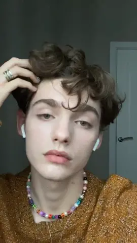 Простите, а вы как красивые видео записываете с такого ракурса ?