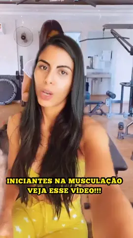 Amplitude de movimento: É o movimento completo possível de uma articulação, mover osso em direção a outro osso ex: agachamento( subir bem e descer bem
