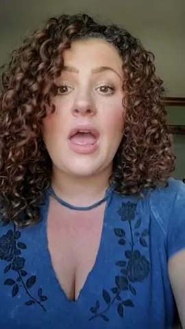 Do you? 👉👈🤗#bemyfriend  #nicegirl  #biggirlhype #thiccctok #MomsofTikTok #90skids #curlyhaircheck #clubpositivity #bodypos #selflove