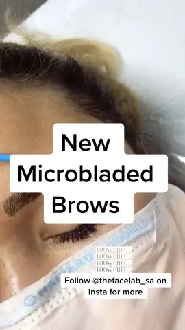 #microblading #tiktoksouthafrica #tiktoksa #beauty #makeuphack #beautyblogger #satisfying #brows #fyp #xyzbca #permanentmakeup