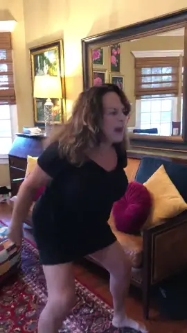 first day of online zoom acting class be like... omg. wouldn’t wanna be suzanna 😭😭 #zoom #fyp #theatrekid