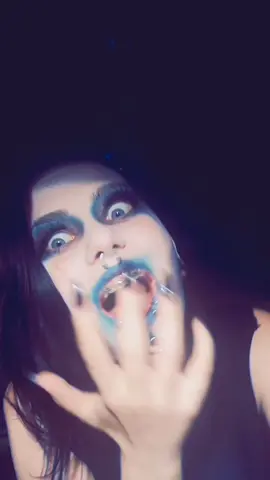 I like this blue😊#lookatmeiputonafacewow#iputafaceon#blue #blueeyes #gothic #gothmodel #gothmakeup #gothgoth #swedishgoth #sweden #fyp #foryoupage