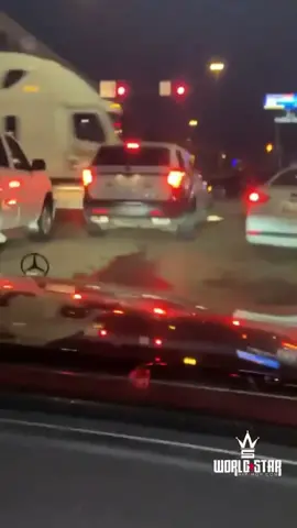 This cop was trippin trippin...👀😯🚔 (IG: @srt8_badazz @fbgcoshi) #readySETgo #police #wtf