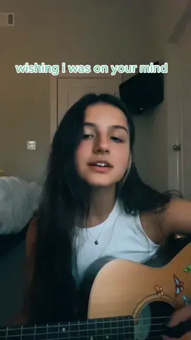 hi! I moved to Nashville and wrote this song about time zones <3 and the fact that there’s almost 160,000 of you????? Fake 😌 #original #timezone