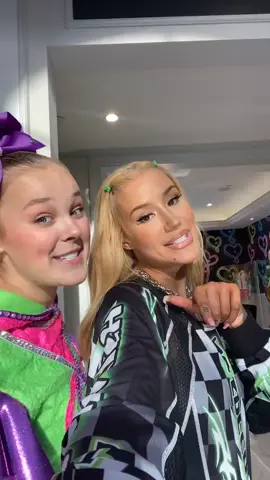 did we just become BFFs?   @itsjojosiwa