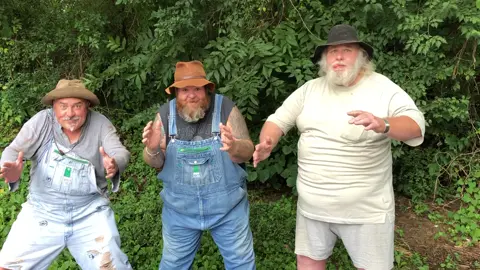 #hillbilly #jeopardy #booboo #biggins #diamondJim #follertheholler #bigtimevariety #cloutcity