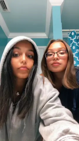 that video of us before was a joke we rlly aren’t like that, it wasn’t supposed to get views💀💀 @vvaleriadiaz #ChoresInThisHouse #ChemicalHearts