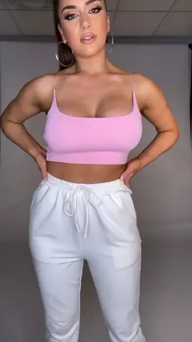 All the way up 🙌🏼 Shop #MESHKIBasics now at www.meshki.com.au 💖 #fyp