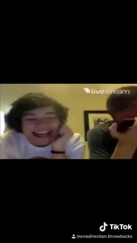 Reply to @faith_6789 It’s R.. It’s R..#twitcam #live #livestream #throwback #larrystylinson #louistomlinson #harrystyles #onedirection #fyp #foryou