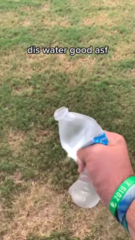 y’all need to try this water #fyp #funny #trend #HomeCooking