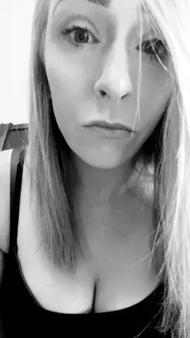 Took me 100 times to make a good one . Don’t let it waste #trendingsong #blackandwhite #newtotiktok #views #dropalike #foryoupage #fy #follow