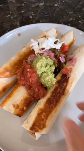 Making Flautas with leftover ground turkey and flour tortillas #flautas #taquitos #dinner #LearnOnTikTok #tiktokpartner
