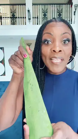 How to make an aloe vera facial mask #LearnOnTikTok #tiktokpartner #skincare #foryou #minivlog