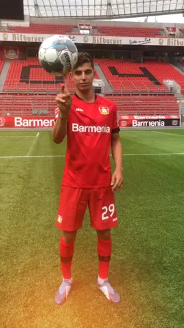 ☝️⚽️ #holdonchallenge #Havertz #Bayer04 #kaihavertz #holdon