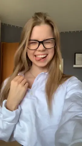 Ich mag mich mit Brille nicht naja brauch sie nur fürs Autofahren dann😂 [Insta: Lea] #foryou #featureme