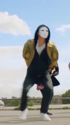 FLASHMOB! We heard this choreography is one of your favorite, so here it is!! 🥳😍 #findmeinparis #fmip #flashmob #dance #music #foryou #fyp