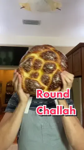 Challah back boy 🙋🏻‍♂️🙋🏻‍♂️🙋🏻‍♂️ #todayilearned #diversevoices #jewish #challah #bread