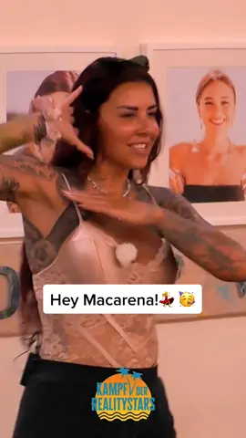 Hey Macarena! 💃 Wer kennt’s noch? 😉#kampfderrealitystars #kdrs #melissa #kate #macarena #rtlzwei #tanzen #party