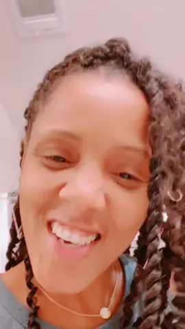 Stop taking life so serious have some fun🤪￼ #hoodbabyremix #funnyvideos #donttakelifetooseriously #havingsomefun #MomsofTikTok #over30