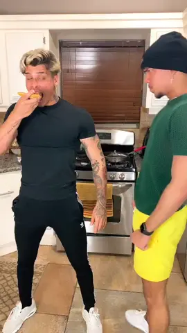 1 slice of pizza left 🍕 what would you do?🤣 @jaydencroes