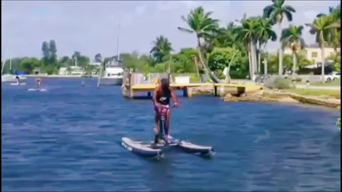CARDIO ON THE WATER! 🚲🌊 #waterbikes #blueocean #hollandpark #hollywoodbeach #soflo #somuchfun #cardio #beachlife #summer2020 #Fitness #muscleup