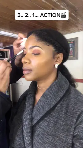 #onset #lifeonset #setlife #southafricanactress #actress #acting #makeup #makeuponset #khanyagreens