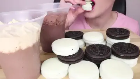 #asmr #asmrsounds #asmrfood #food #koreanfood #mukbang #mukbangasmr #asmreating #asmreat #eating #eatingshow #eatingsounds #fyp #foryou #korean