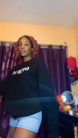 #fyp #foryou #ShowAndTell #viral #slowmo #slomowalk #4u #famous #euphoria