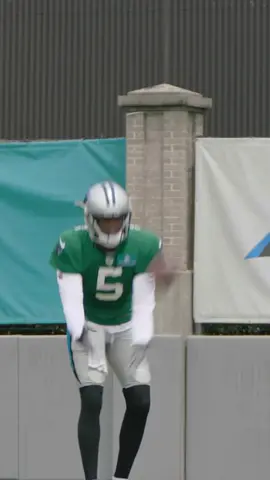 Teddy Two Gloves 🧤