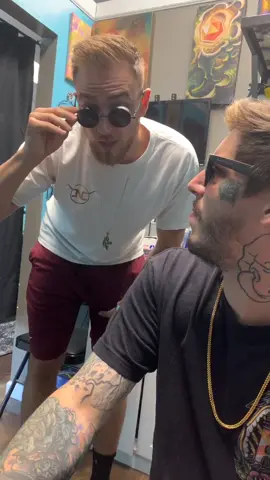 Tattoo clients friend who watches over your shoulder.. 😂 @thenickluciano @weorgegooden #teamdestroy #tattoo #skit #meme